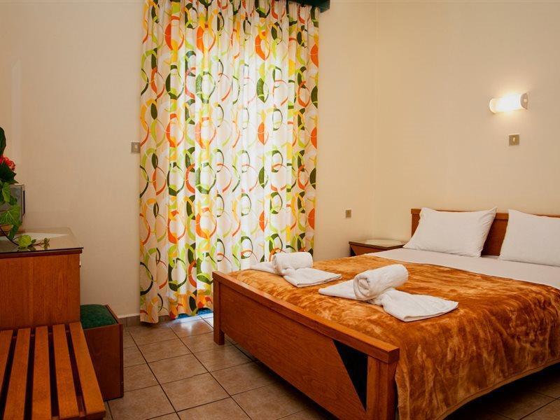 Nicolas Hotel Georgioupoli Exterior photo